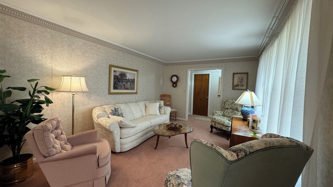Photo of Livingroom in Milledgeville