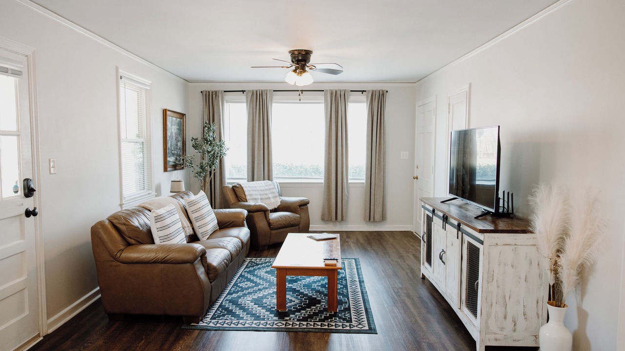 Photo of Livingroom in Thomasville