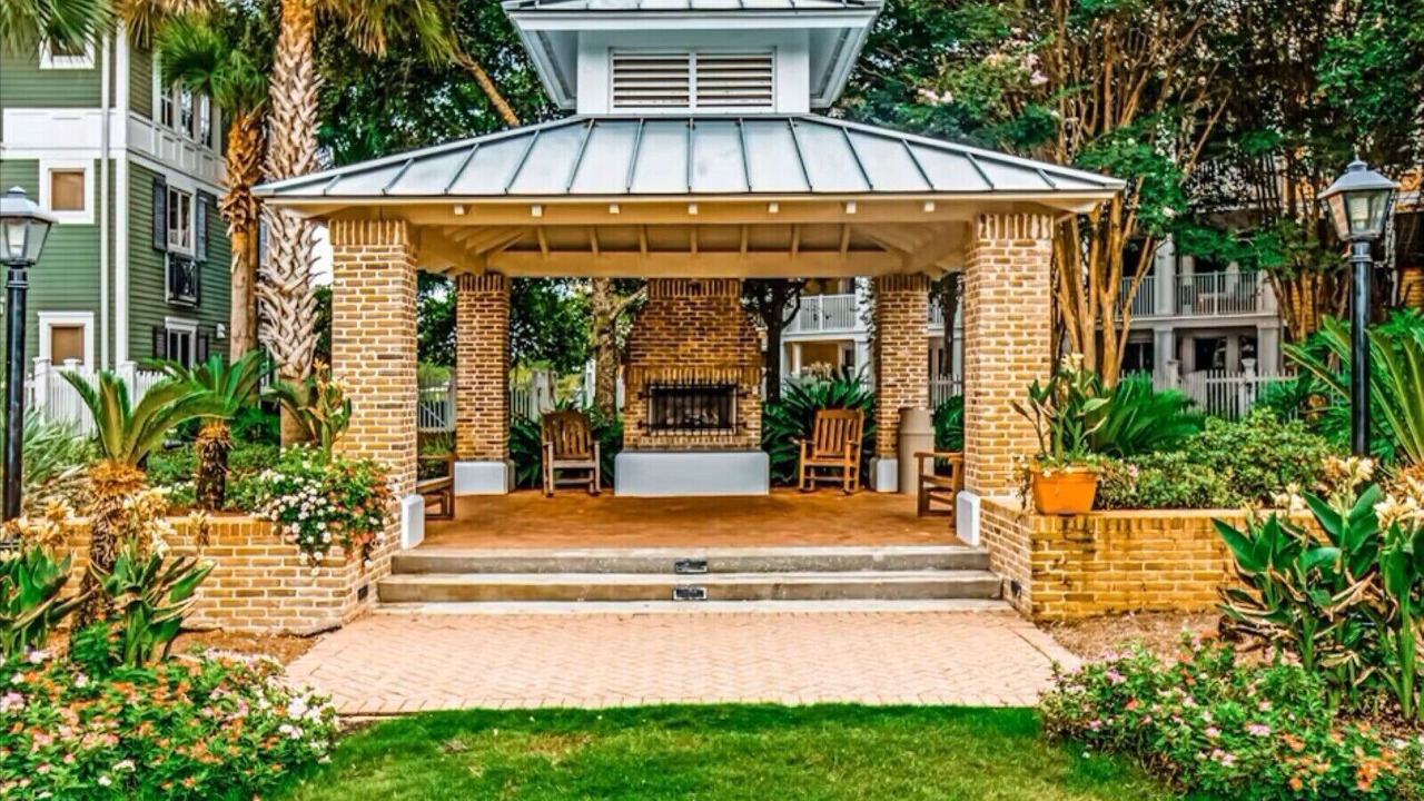 Photo of Outdoor in Baytowne Wharf