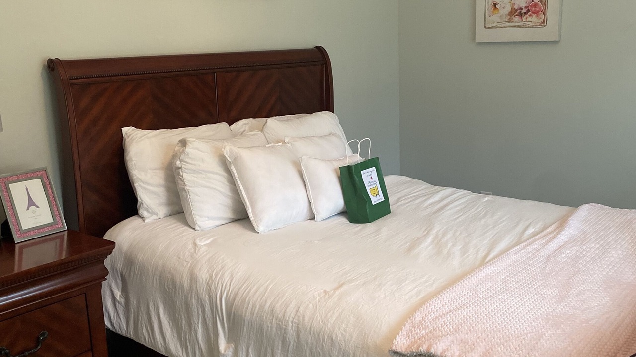 Photo of Bedroom in Appling