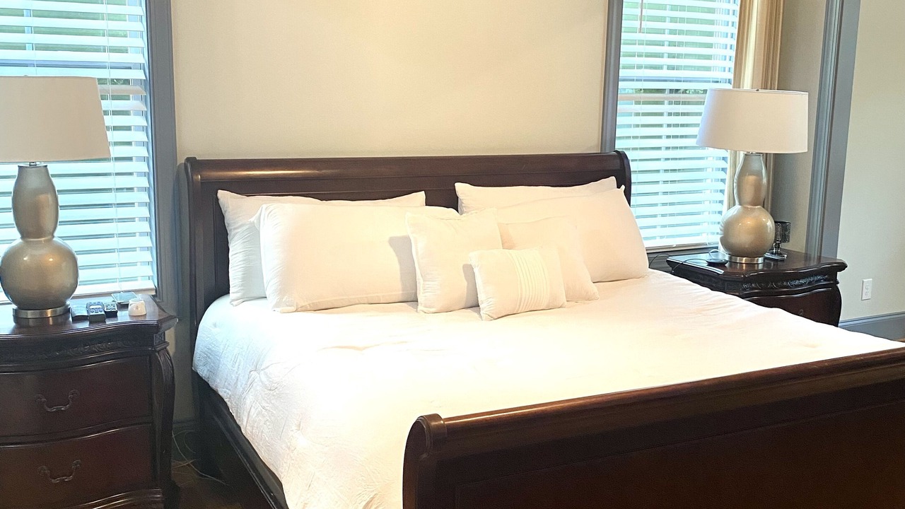 Photo of Bedroom in Appling