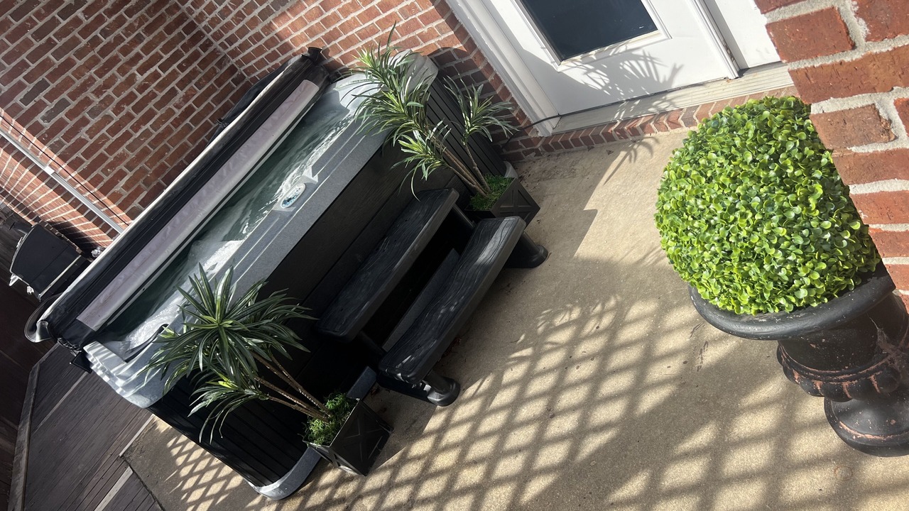Photo of Outdoor in Pearl