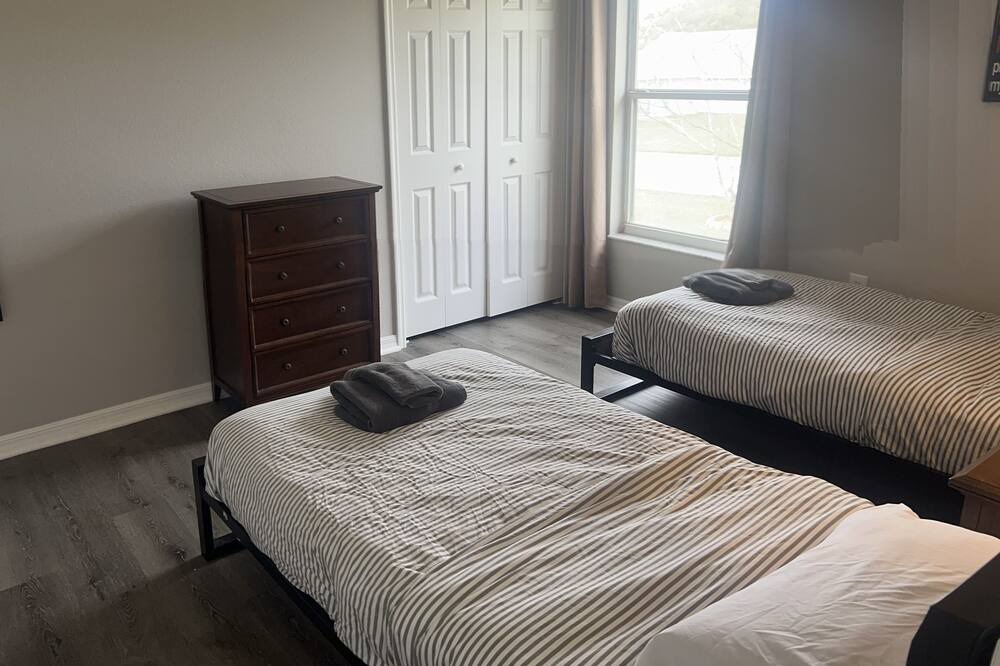 Photo of Bedroom in Florida Pines