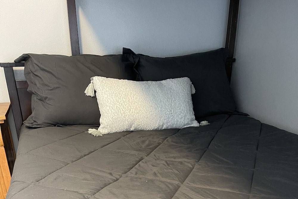 Photo of Bedroom in Wright
