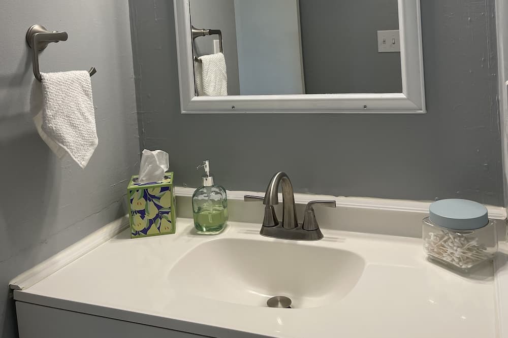 Photo of Bathroom in Wright