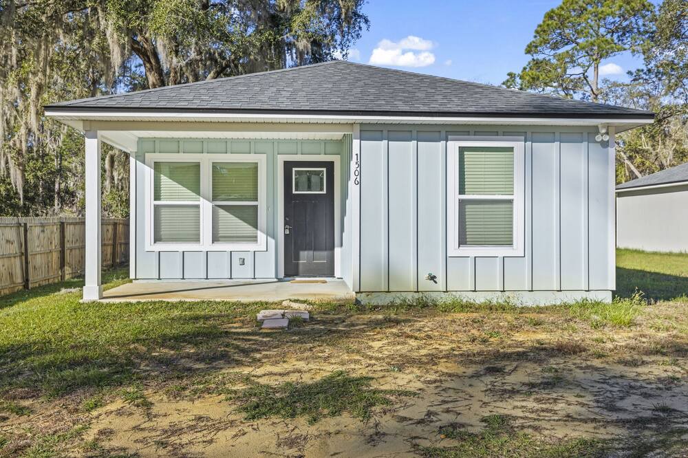 Photo of Outdoor in Melrose