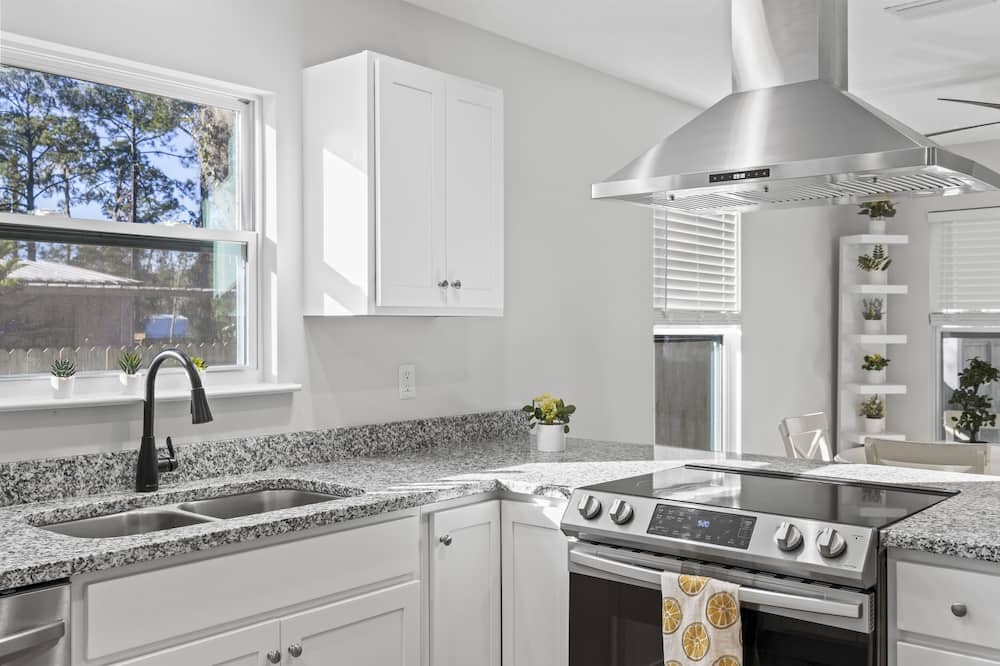 Photo of Kitchen in Melrose