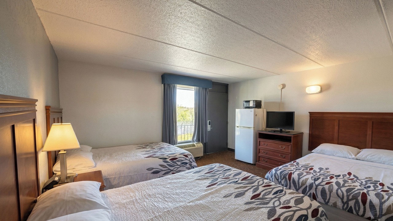 Photo of Bedroom in Americus