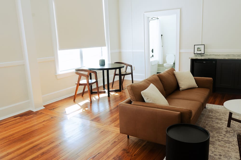 Photo of Livingroom in Valdosta