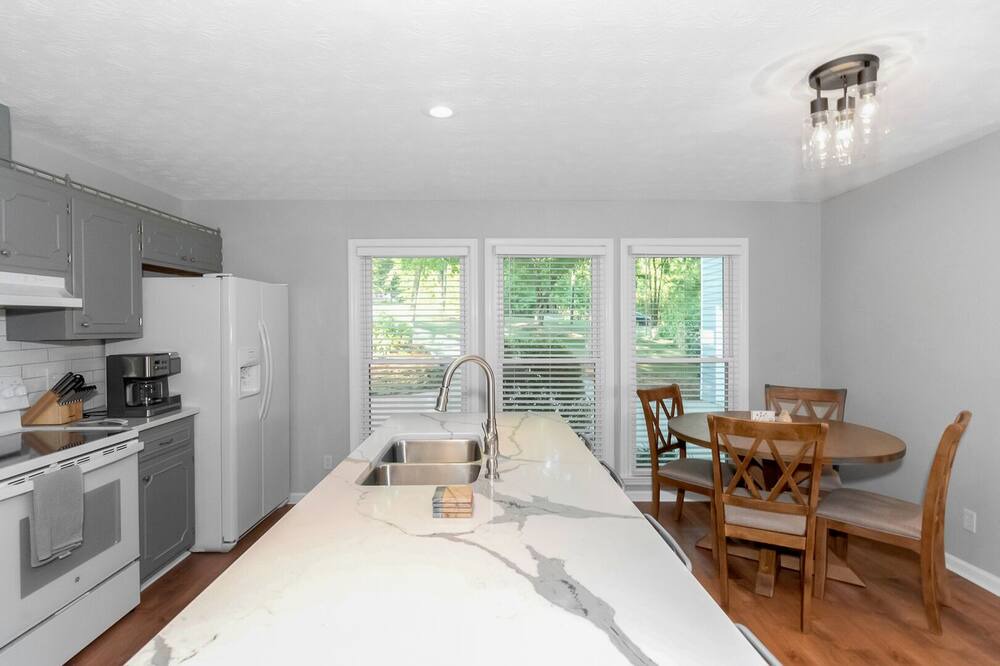 Photo of Kitchen in Eatonton
