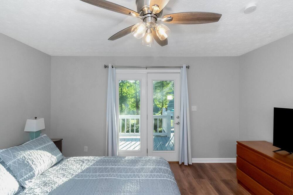 Photo of Bedroom in Eatonton