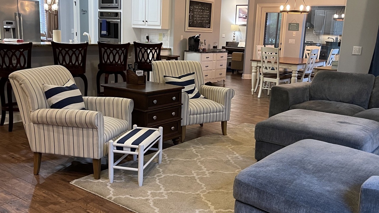 Photo of Livingroom in Palm Valley