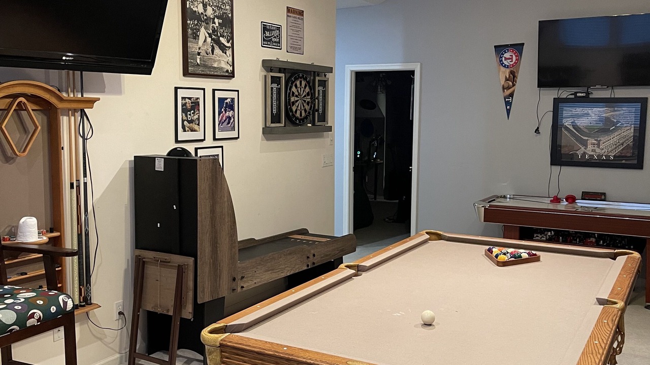 Photo of Bedroom in Palm Valley