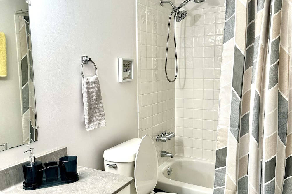 Photo of Bathroom in Mobile