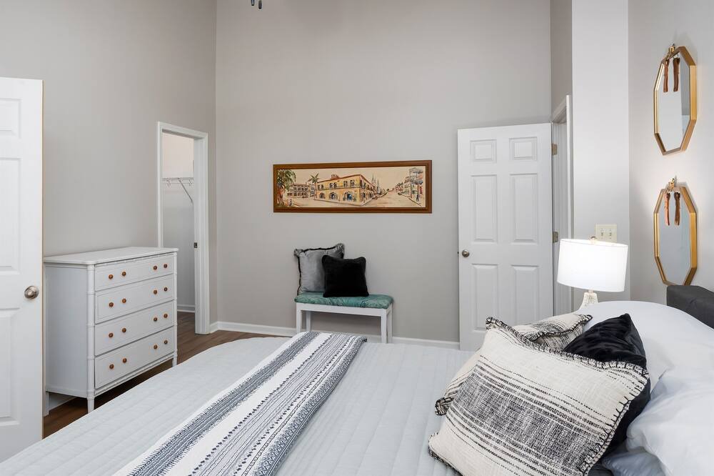 Photo of Bedroom in Alabaster