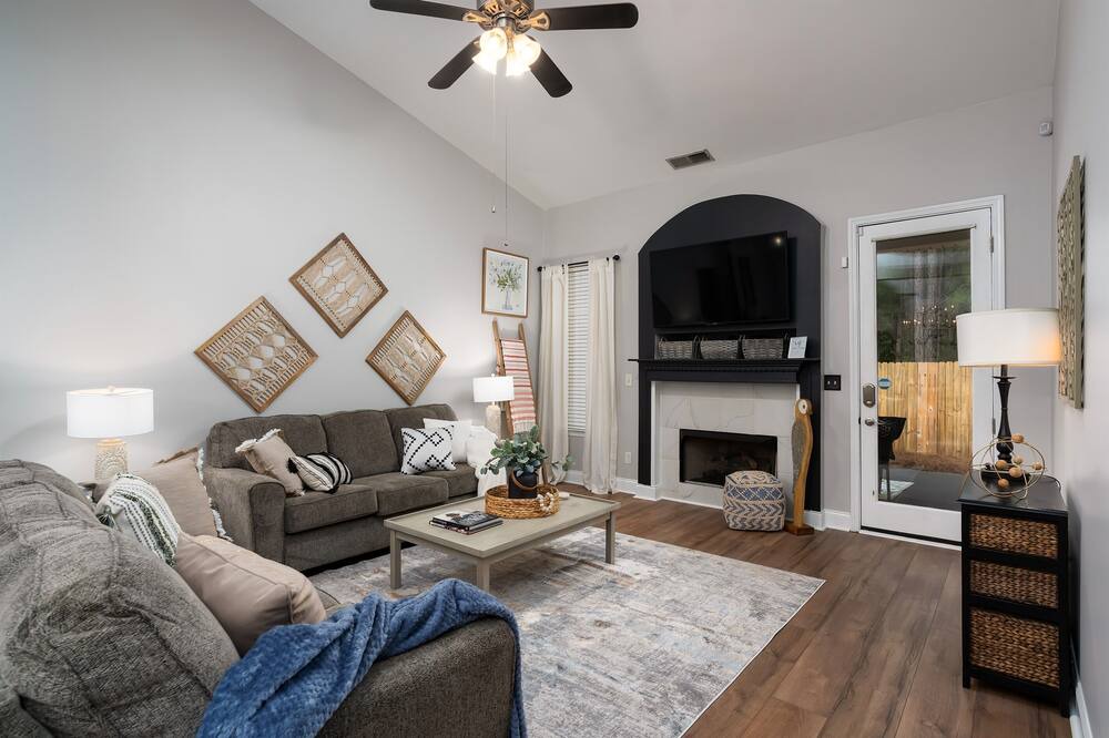 Photo of Livingroom in Alabaster