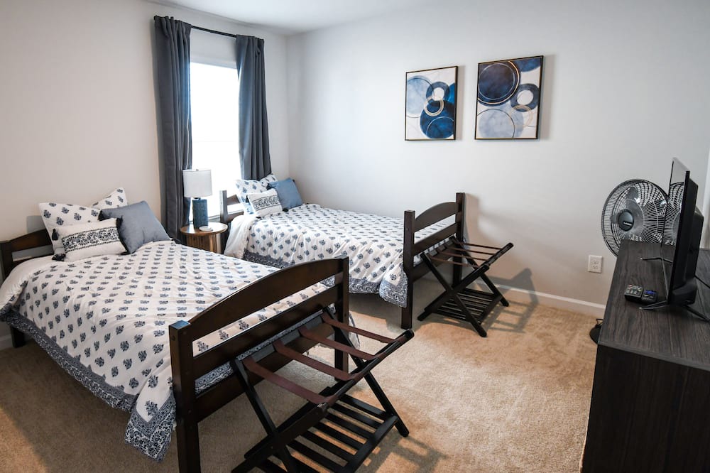 Photo of Bedroom in Grovetown