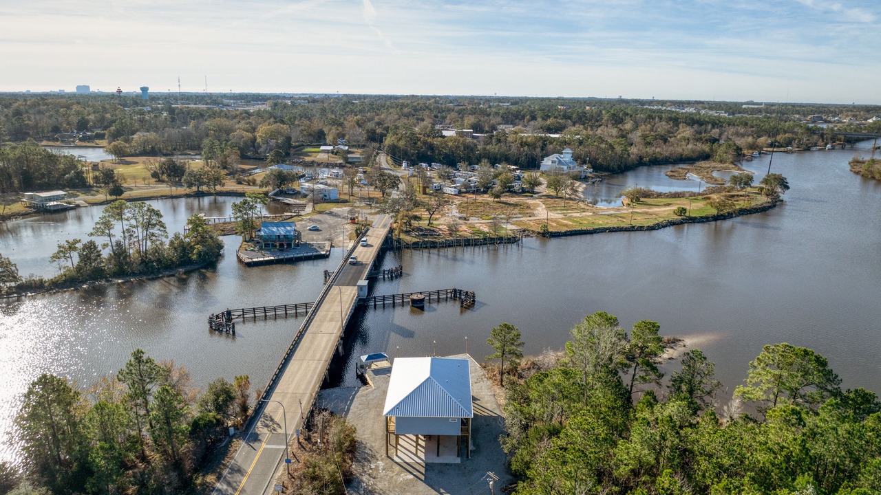 Photo of Others in Biloxi