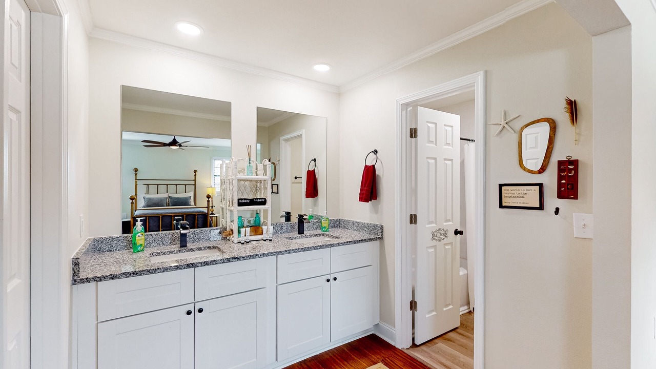 Photo of Kitchen in Foley