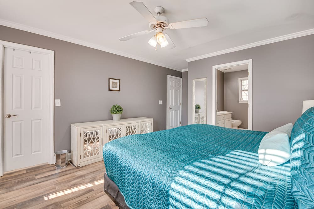 Photo of Bedroom in Mableton