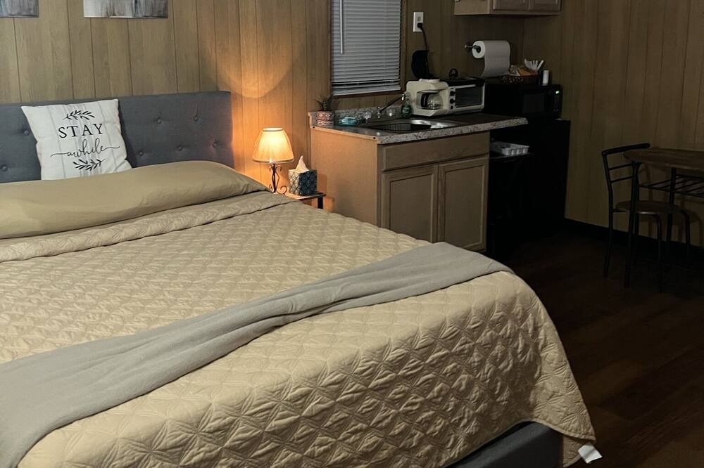 Photo of Bedroom in Lake Providence