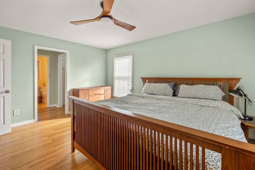 Photo of Bedroom in Mableton
