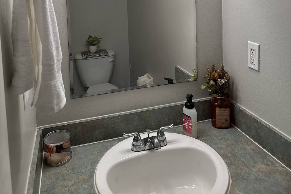 Photo of Bathroom in Winter Springs
