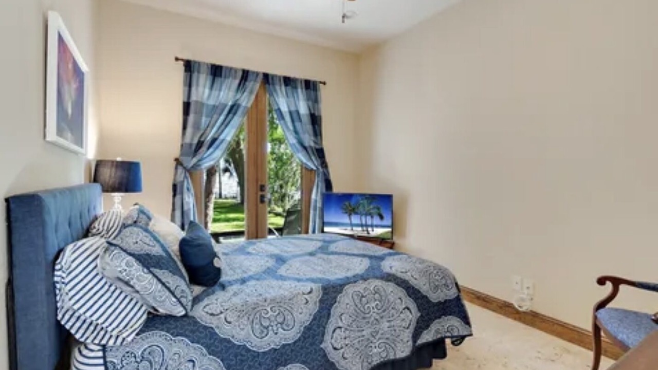 Photo of Bedroom in Crescent City