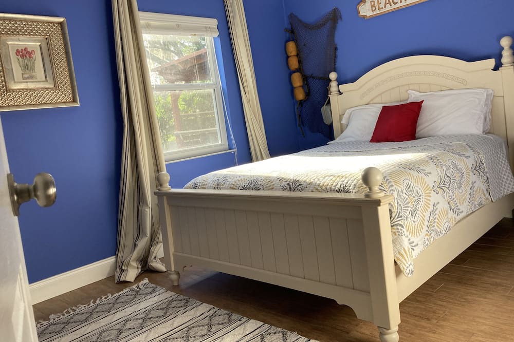 Photo of Bedroom in Casselberry