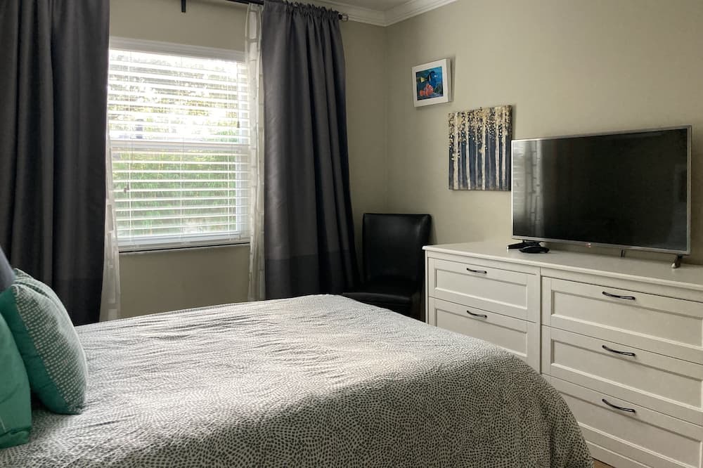 Photo of Bedroom in Casselberry