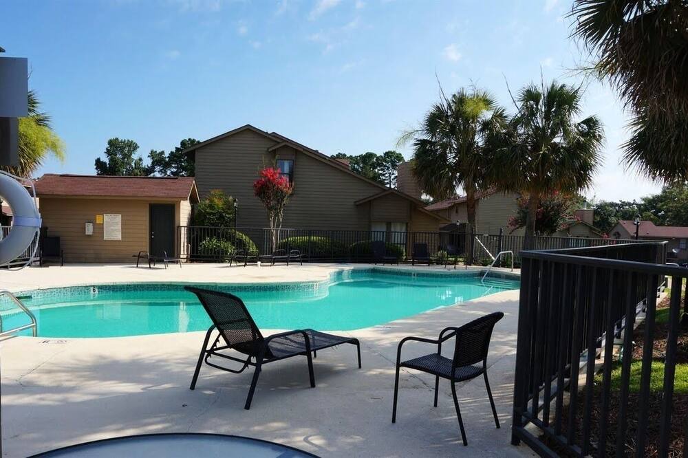 Photo of Outdoor in Daphne