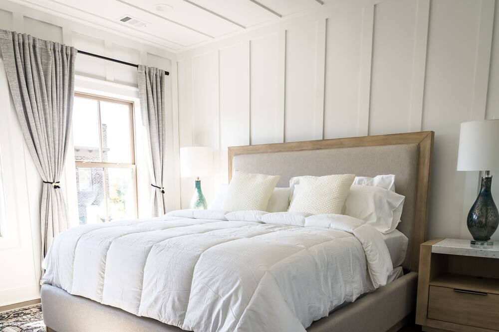 Photo of Bedroom in Hitch Village - Fred Wessels Homes