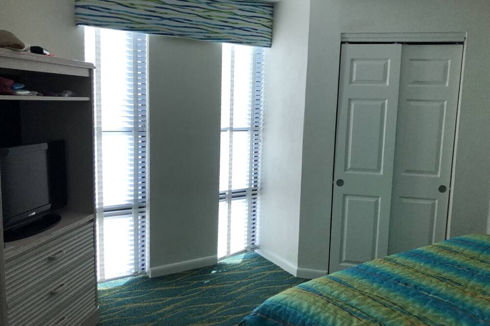 Photo of Bedroom in New Smyrna Beach