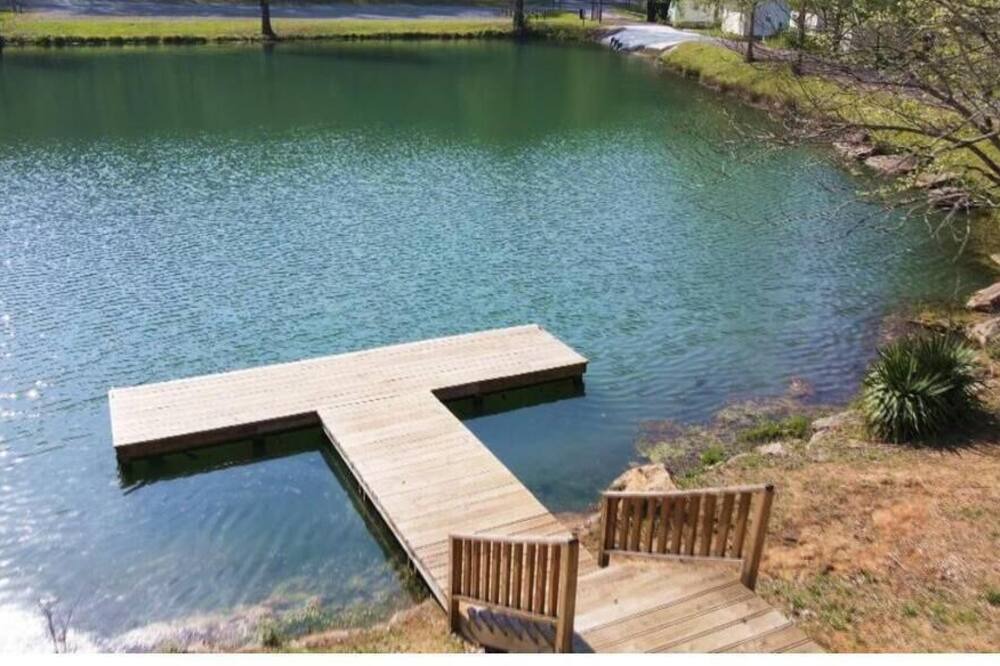 Photo of Others in Groveoak