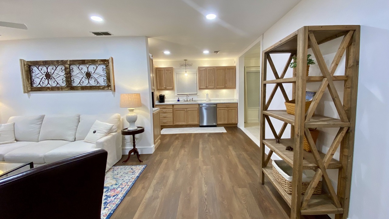 Photo of Livingroom in Brewton