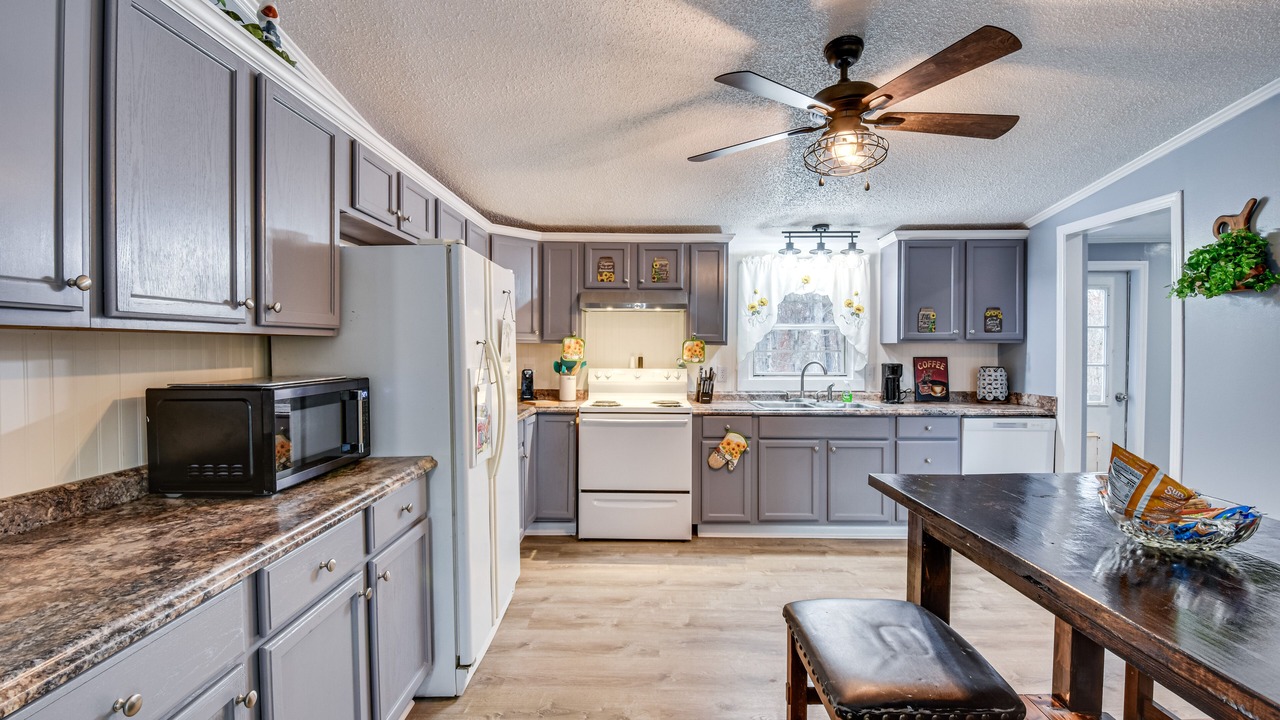 Photo of Kitchen in Six Mile