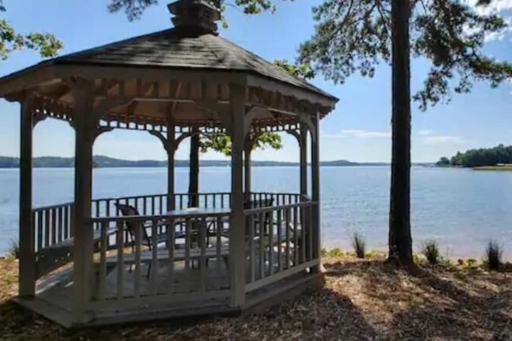 Photo of Outdoor in Salem