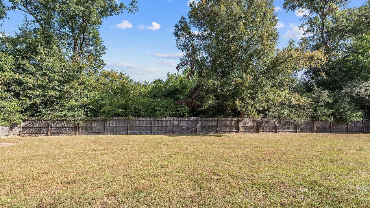 Photo of Outdoor in Zachary