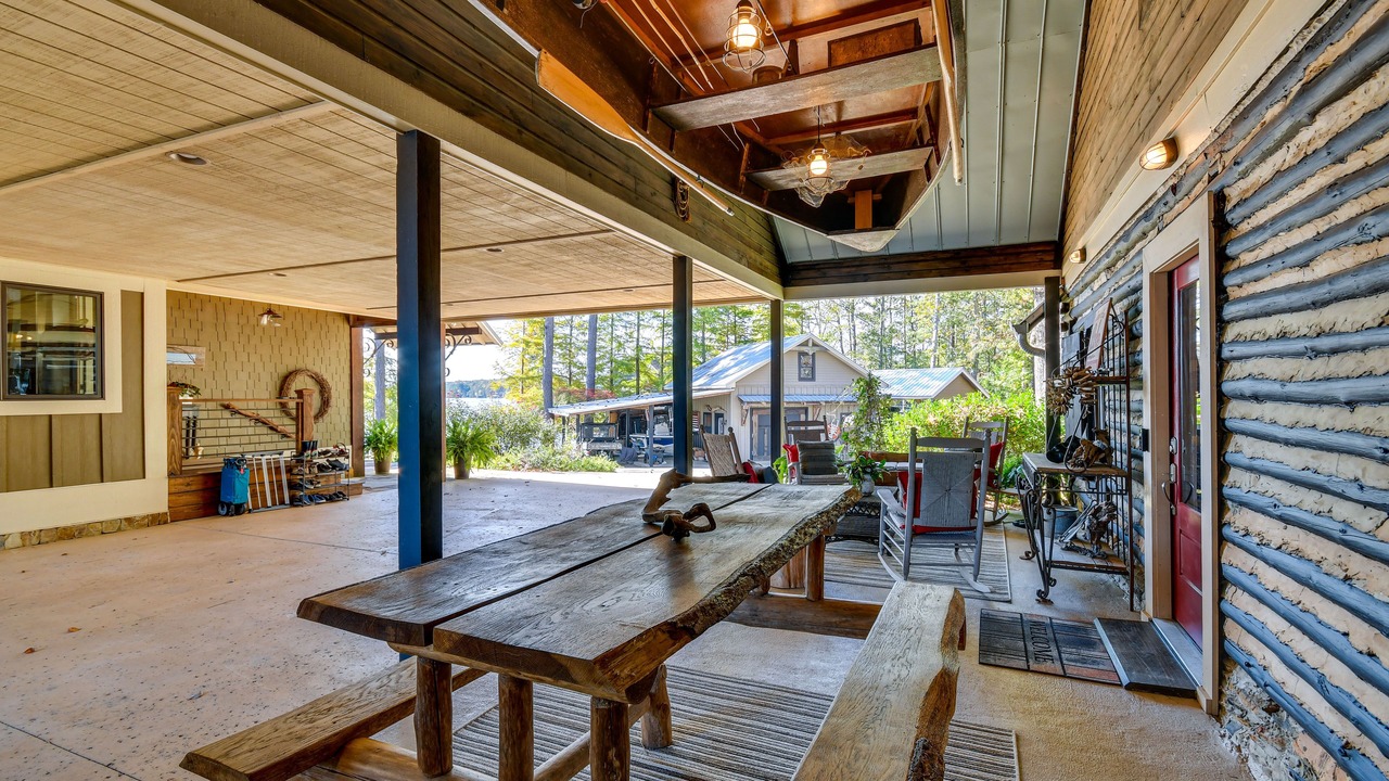 Photo of Outdoor in Smith Mountain Estates