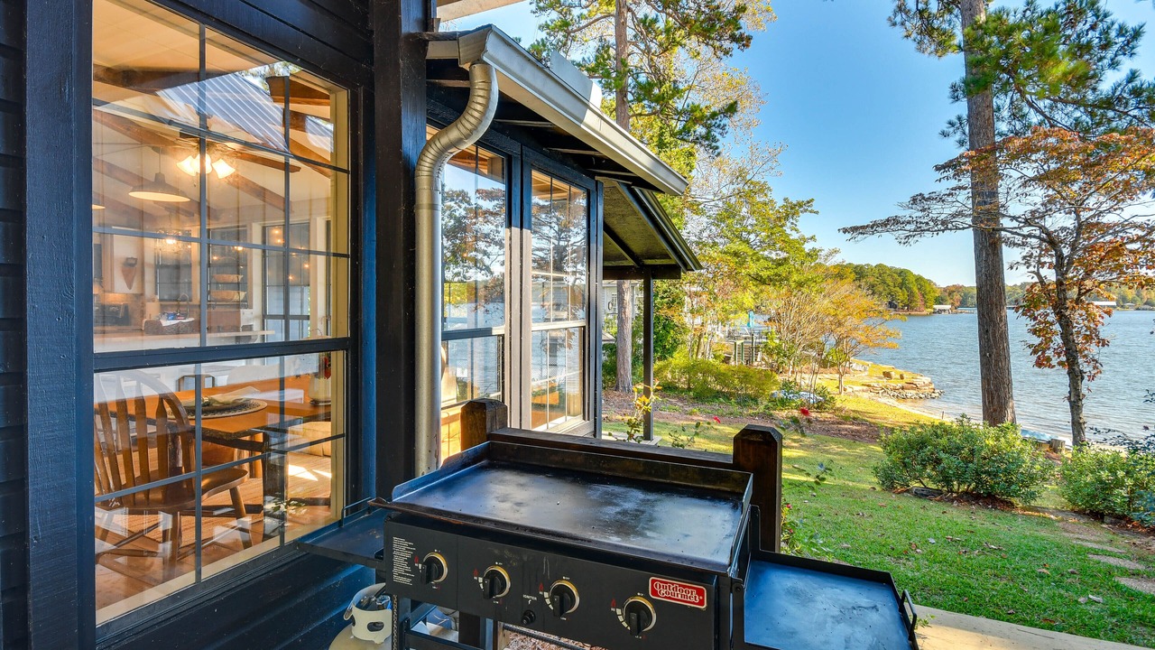 Photo of Outdoor in Smith Mountain Estates