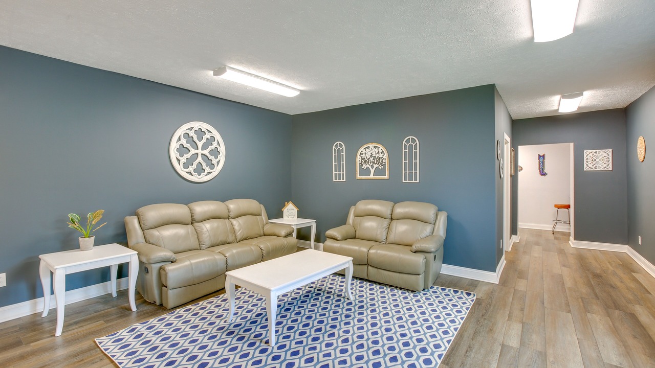 Photo of Livingroom in Cadillac