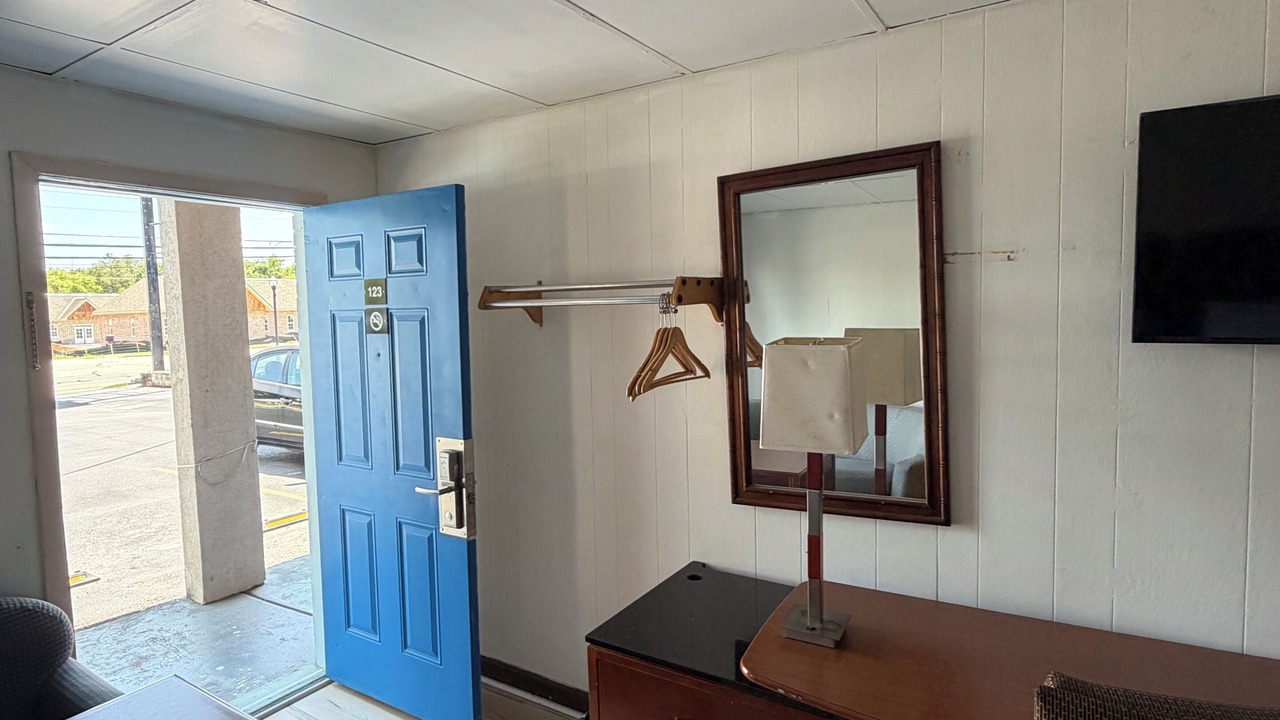 Photo of Bedroom in Perry