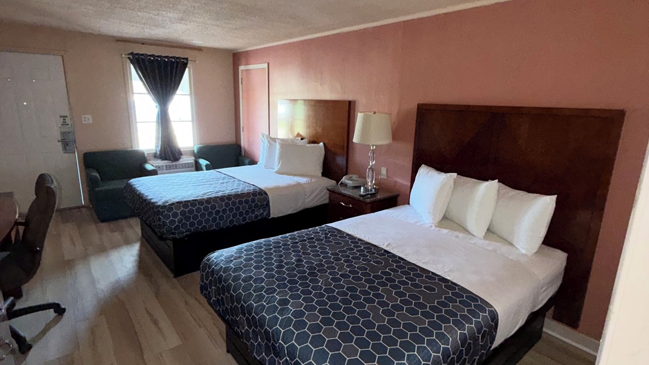 Photo of Bedroom in Perry