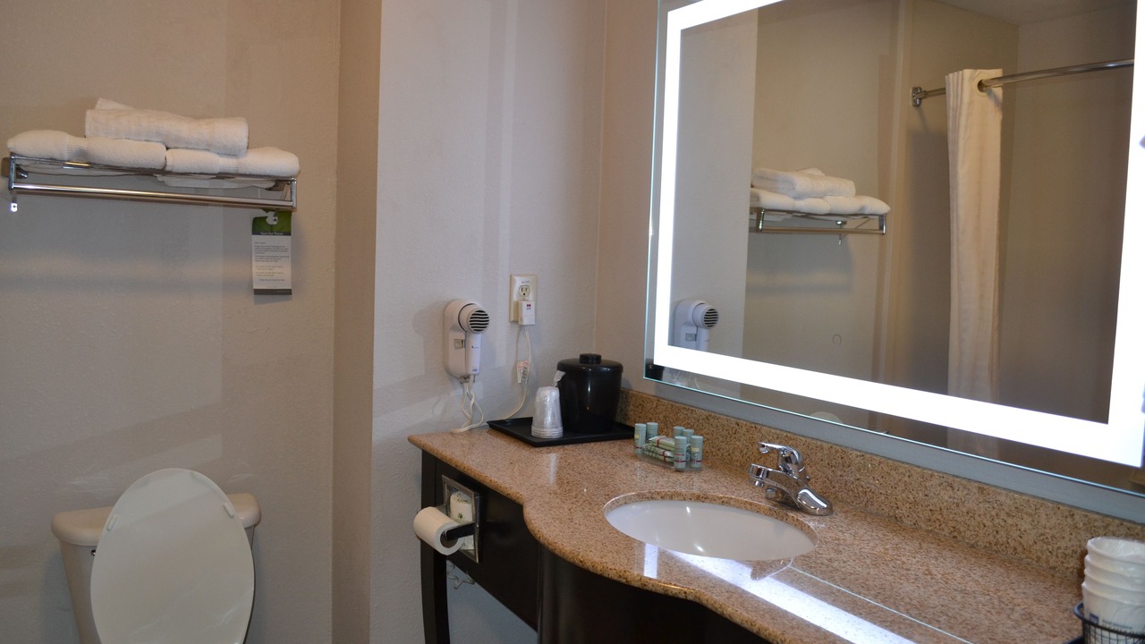Photo of Bathroom in Laurel