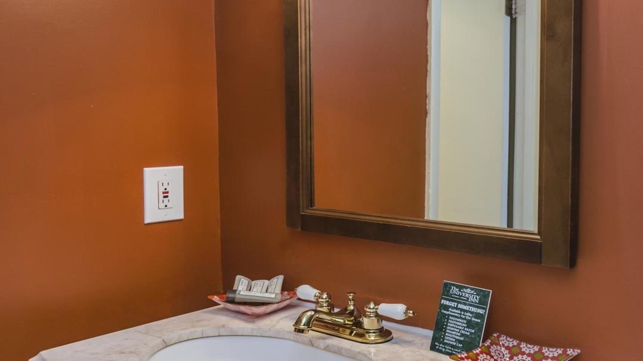 Photo of Bedroom in East Side