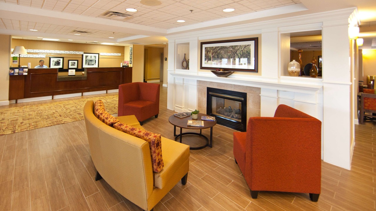 Photo of Livingroom in Fortson