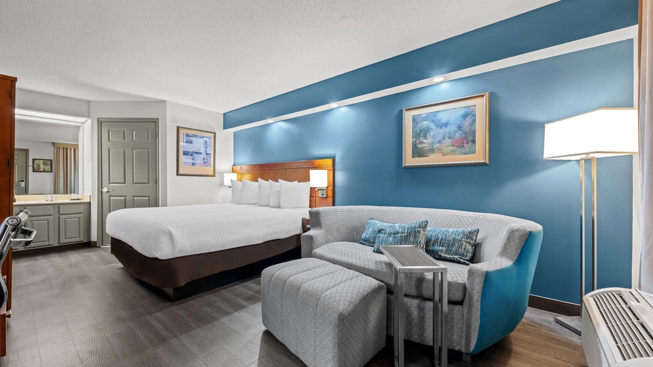 Photo of Bedroom in Tuscaloosa
