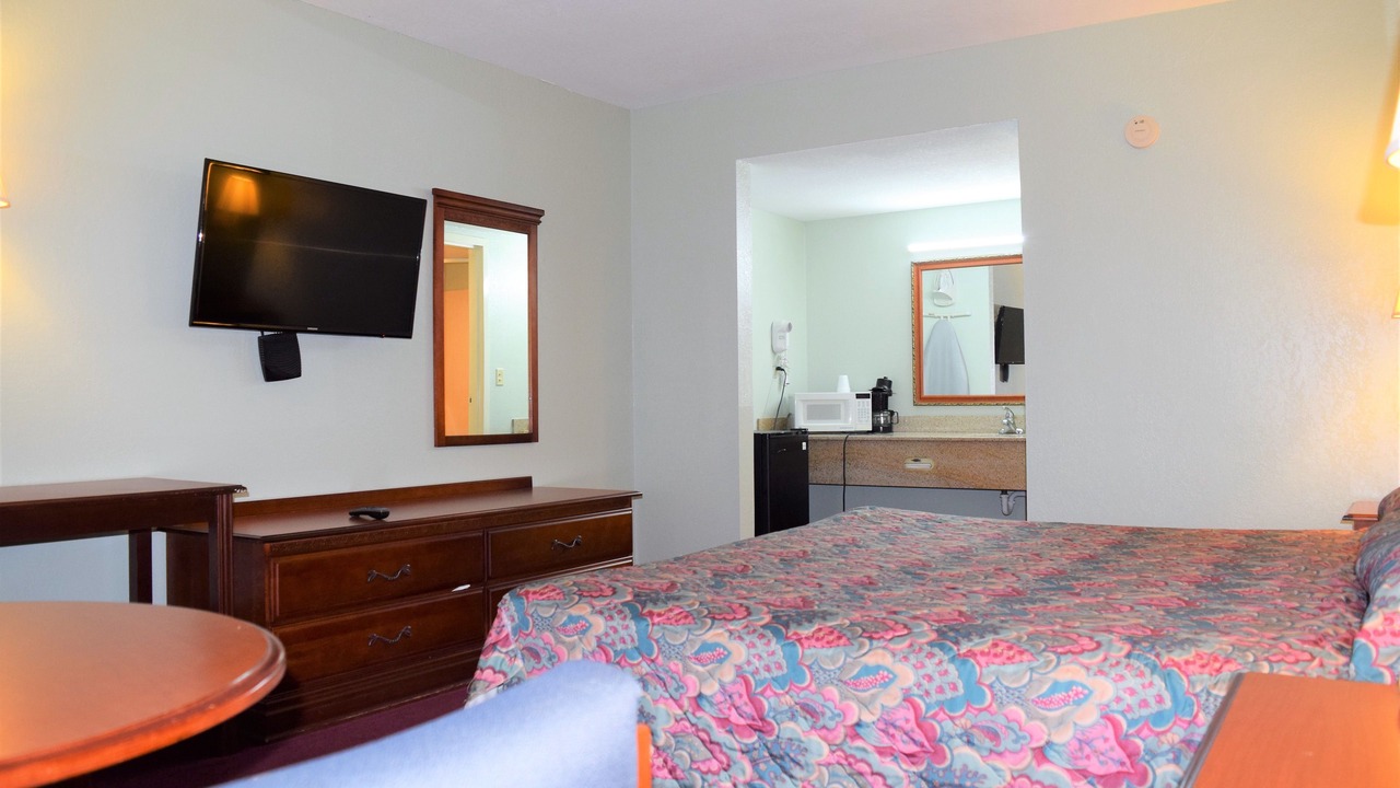 Photo of Bedroom in Waynesboro