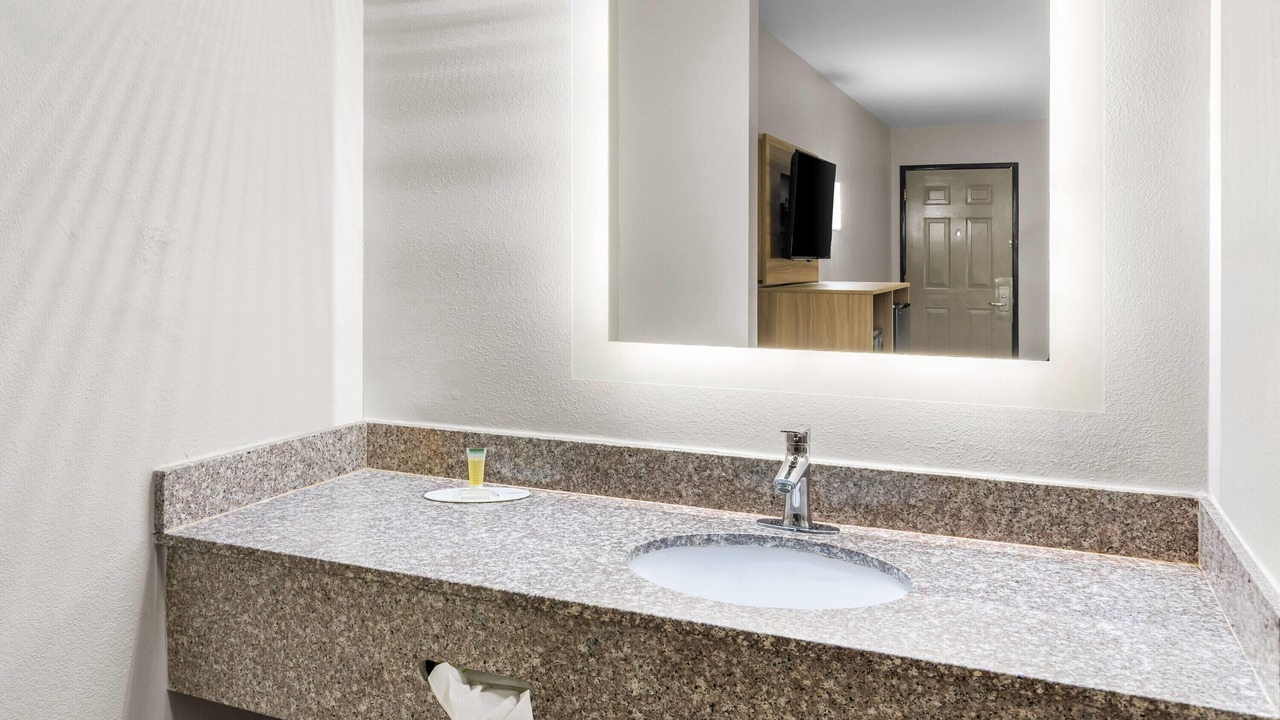 Photo of Bathroom in Enterprise