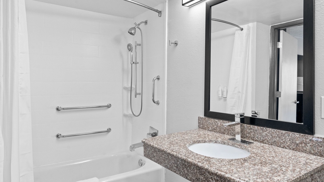 Photo of Bathroom in Auburn